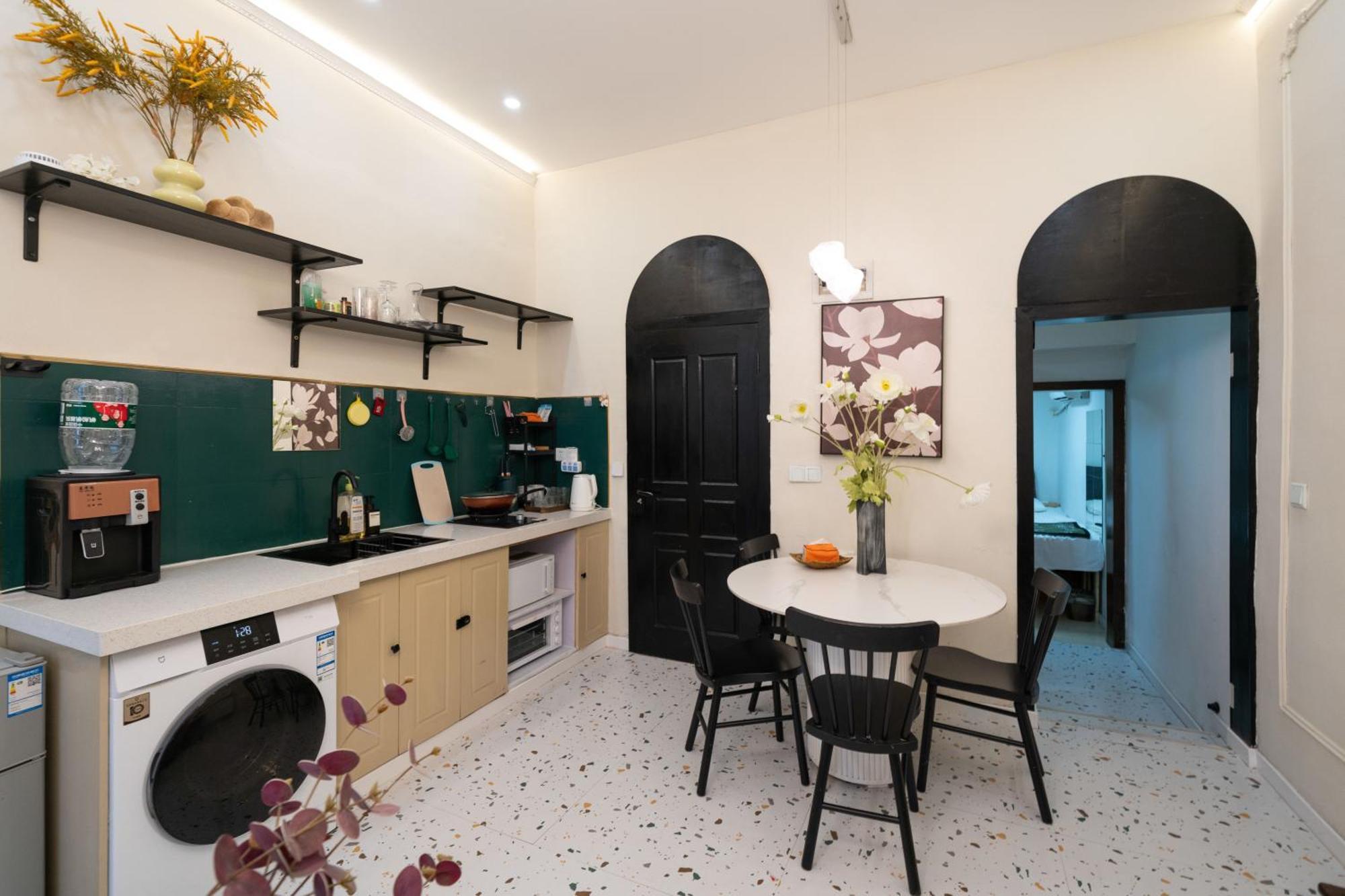Shanghai Downtown Yi Du B&B - Near South Shaanxi Road Metro Station 600Meters Екстериор снимка
